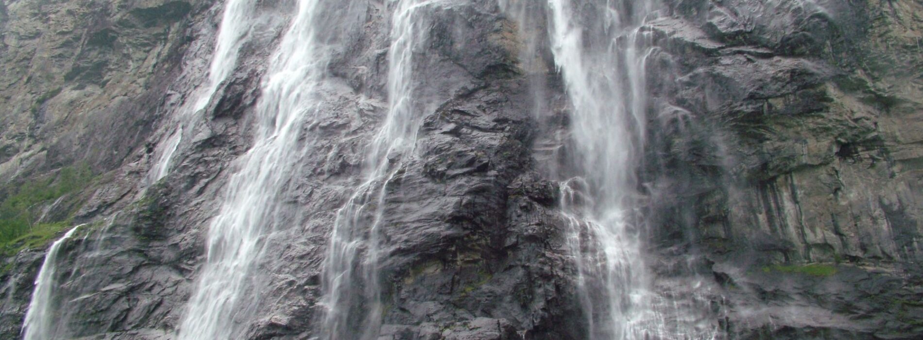 Geiranger watervallen 2000-1200