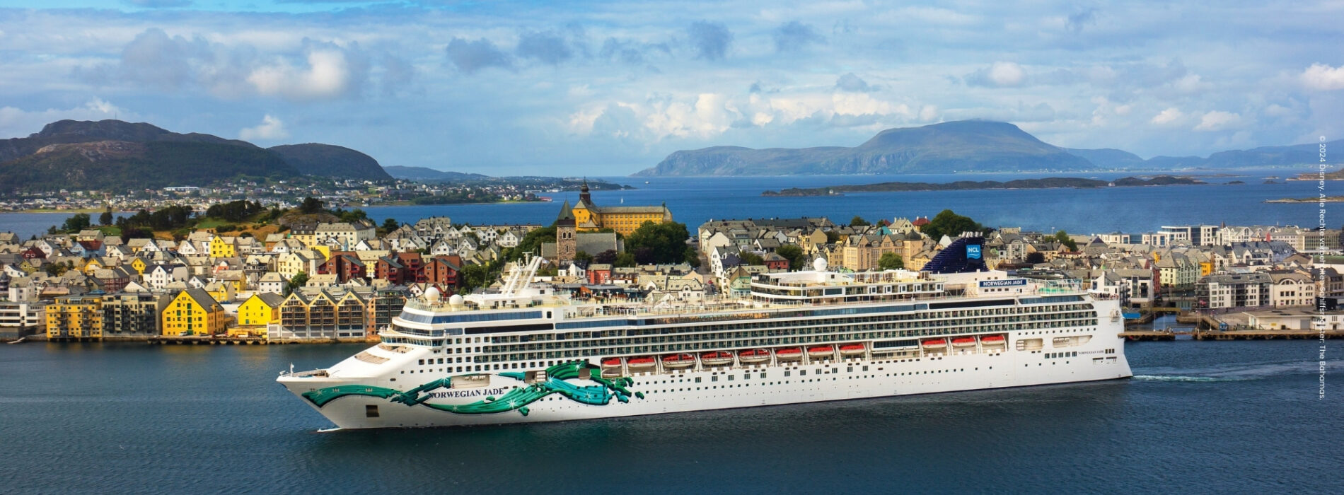 Alesund mit Schiff